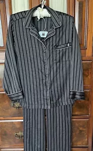 Victoria's Secret Black & Gray Long Pajama Set  Sz XSP - Picture 1 of 10