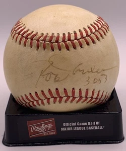 Rod Carew Minnesota Twins Signed Baseball w/"3053" Inscription - Picture 1 of 3
