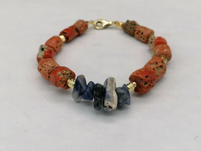 bracciale corallo rosso naturale lapislazzulo argento placcato oro made in Italy - Immagine 1 di 4