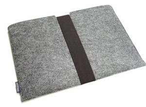 Felt sleeve compatible with reMarkable tablet WITH STRAP, 12 colours, UK MADE - Picture 1 of 16