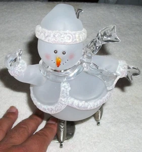 House of Lloyd Navidad Alrededor del Mundo Patinaje Snowchild EN CAJA - Imagen 1 de 7