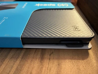 NEW SPECK STYLEFOLIO iPad 10.2” PROTECTIVE CASE SCRATCH PROTECTION STANDS ALONE - Image 1 of 3