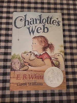 CHARLOTTE'S WEB  E.B. White Garth Williams  1980 Harper Collins Troll HC Likenew Foto 1 de 4