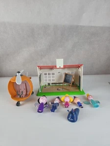 Ben and Hollys Little Kingdom Elf School Playset, Figures, Helicopter Toy Bundle - Picture 1 of 15