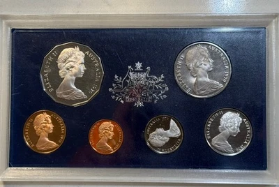 1970 АВСТРАЛИЯ - ОФИЦИАЛЬНЫЙ НАБОР ДОКАЗАТЕЛЬСТВ (6) с ПОВАРОМ 50 ЦЕНТОВ - ОРИГИНАЛ. КОРОБКА RAM - РЕДКАЯ! - Изображение 1 из 2