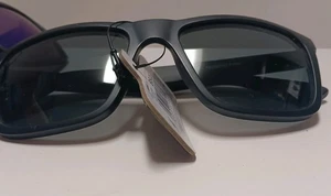 2 Sets Foster Grant Trupolar & moderne kratzfeste Herren-Sonnenbrillen mit Gläsern neu - Bild 1 von 5