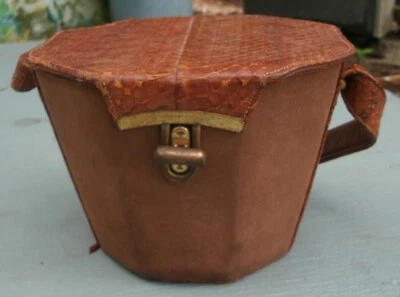  vintage leather snake skin  bucket  purse  with coin purse rare - Image 1 of 4