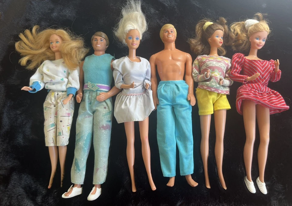 Muñecas Barbies Vintage Mattel Lote De 6 Con Ropa Ken Y Bonitas Damas Juguetes Foto 1 de 4