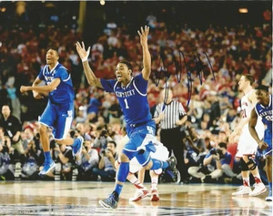Kentucky James Young Autographed Signed 8x10 Photo COA - Picture 1 of 1