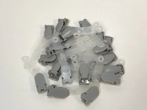 Lot of 25 Durable ID Badge Clips for Pre-Punched Badges, Secure Strap - Picture 1 of 2