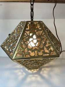 Linterna de techo colgante de latón sólido perforada filigrana asiática de la década de 1950 Japón cableada - Imagen 1 de 21