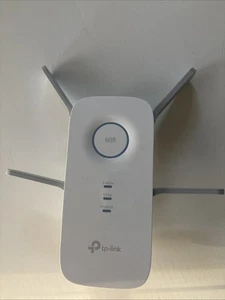 TP-LINK RE650 Wi-fi Range Extender - Picture 1 of 4
