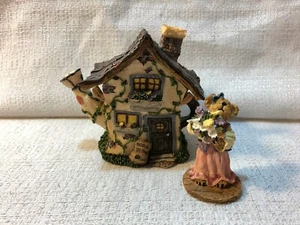 Boyds Bear Route 33 1/3 Ms Marthas Garden Cottage 2E Figurine Village 19902 - Picture 1 of 7