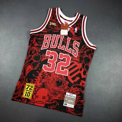100% Authentic Hebru Brantley x Mitchell & Ness Bulls Jersey Size 40 M jordan - Image 1 of 4