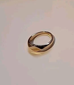 Womens cocktail ring yellow gold plated. Size 10. - Picture 1 of 4