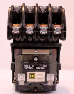 Square D 8903L040 Lichtschütz 120 V 60 Hz 4P - Bild 1 von 8