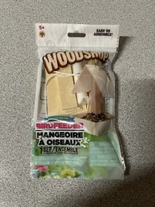 Woodshop Bird feeder New In Package Decorate Your Own - Picture 1 of 7