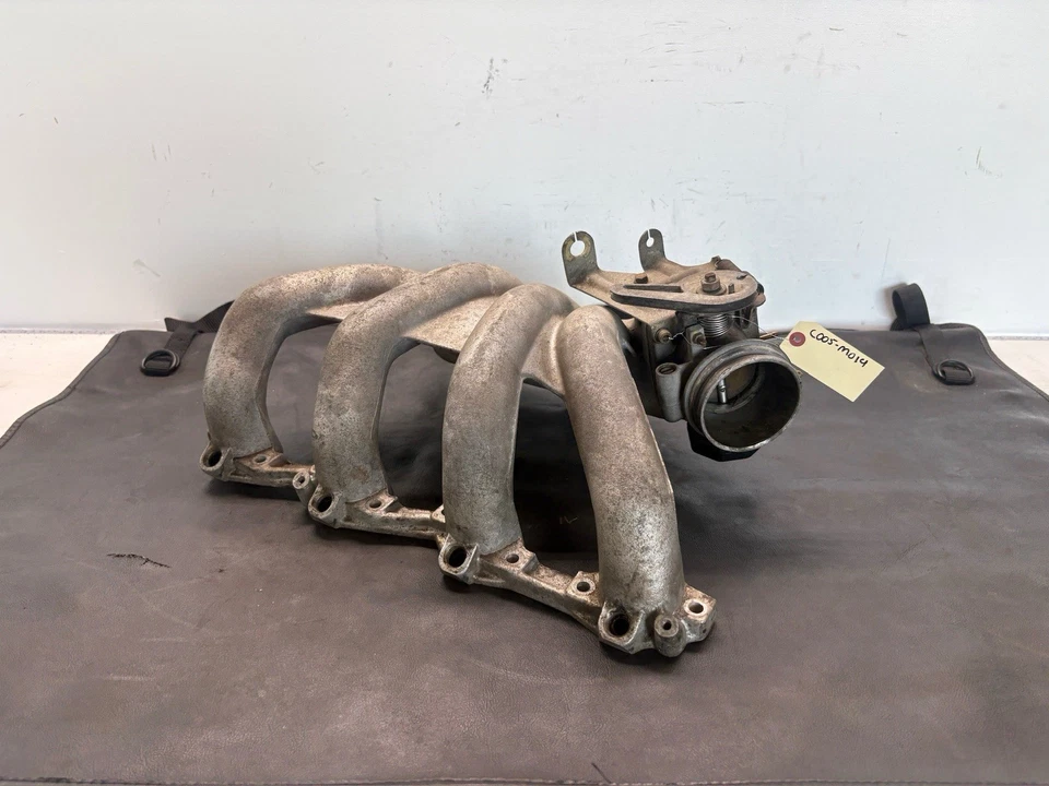 Porsche 944 NA 1984 admisión con carrocería de acelerador y TPS Foto 1 de 4