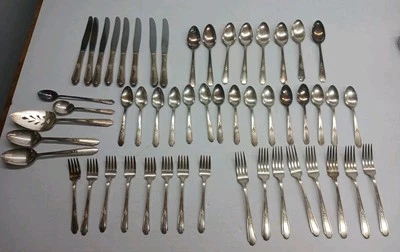 Juego de 52 piezas de plata Wm Rogers IS 1937 Memory Hiawatha Foto 1 de 4