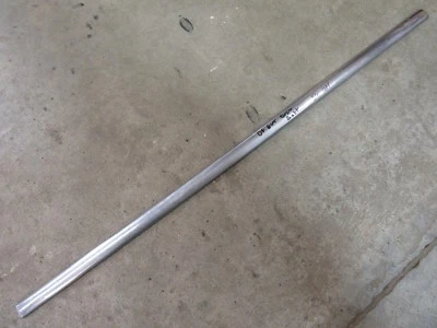 Chevrolet 210 1955-57 4 puertas poste sedán coche exterior puerta delantera cinturón línea moldura  Foto 1 de 2