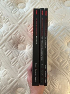 Lote de libros The Bone Orchard Mythos de Lemire and Sorrentino (Image Comics HC) Foto 1 de 4