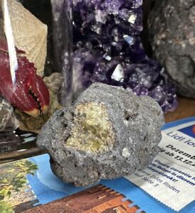Peridot / Olivin von Lanzarote aus Mineralien / Edelstein Sammlung Konvolut
