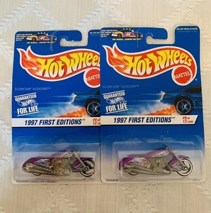 Hot Wheels Collector #519 2Lot 1997 First Edition Scorchin' Scooter Purple 1:64 - Picture 1 of 2