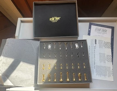 1994 Franklin Mint Star Trek TriDimensional Chess Set Pcs Only W/Original Box - Image 1 of 4