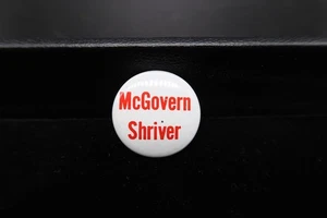 VTG McGovern Shriver Reprod. Pin 1 1/8" U.S. President Campaign 1980 - Picture 1 of 5