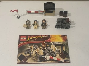 Lego INDIANA JONES MOTOTCYCLE CHASE #7620 W/ Minifigures & Manual - Picture 1 of 8