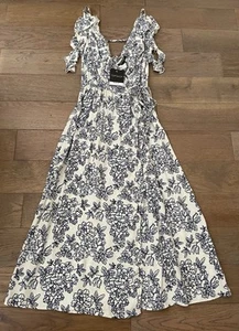 Cream And Navy Blue Floral Summer Dress. TopShop. - Picture 1 of 7