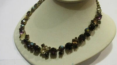 Collar Tapiz Sorrelli Antiguo Tono Dorado NCF6AGTAP Foto 1 de 4