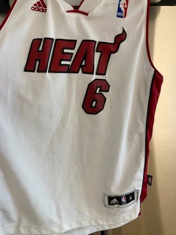 Miami Heat Lebron James   adidas NBA white   jersey  youth Medium Cover