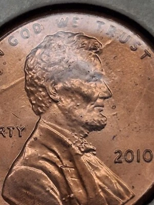 2010 P Penny Error * Speared Thru Head* - Image 1 of 4
