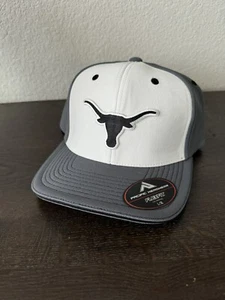 TEXAS LONGHORNS LOGO GRAY WHITE FLEXFIT ADULT L/XL SIZE 7 3/8 to 8 HAT NEW 🤘🏼 - Picture 1 of 5