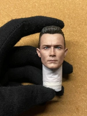 1/6 Head Sculpt Figure Hot Toys HT MMS774 T-1000 (2.0) Terminator 2 Collectible - Image 1 of 2