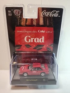 M2 Machines -Coca Cola - Share A Coke With A Grad- 1990 Ford Mustang GT 1:24 A42 - Picture 1 of 1