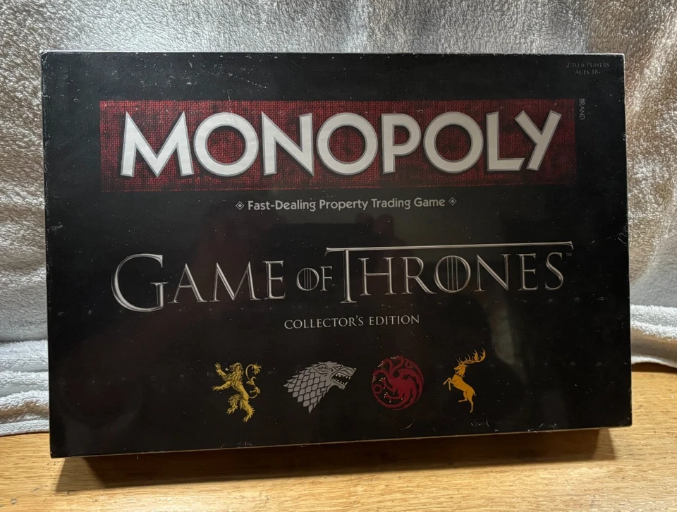 HASBRO MONOPOLY GAME OF THRONES COLLECTORS EDITION - Image 1 of 2