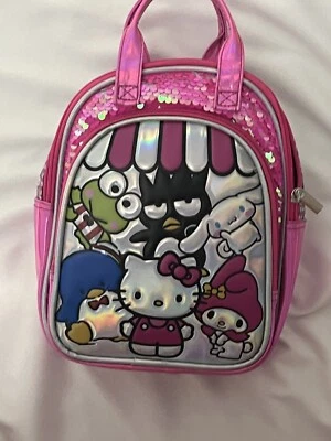 Mini Mochila Sanrio Hello Kitty and Friends Rosa Iridiscente Rosa Brillante  Foto 1 de 3