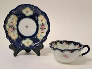Antica tazza e piattino porcellana bordo oro cobalto blu flusso fiori dipinti a mano - Foto 1 di 13