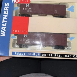 HO Walthers 932-22121 Union Pacific 40’ Wood Boxcar with Grain Door (2-Pack) UP - Picture 1 of 2