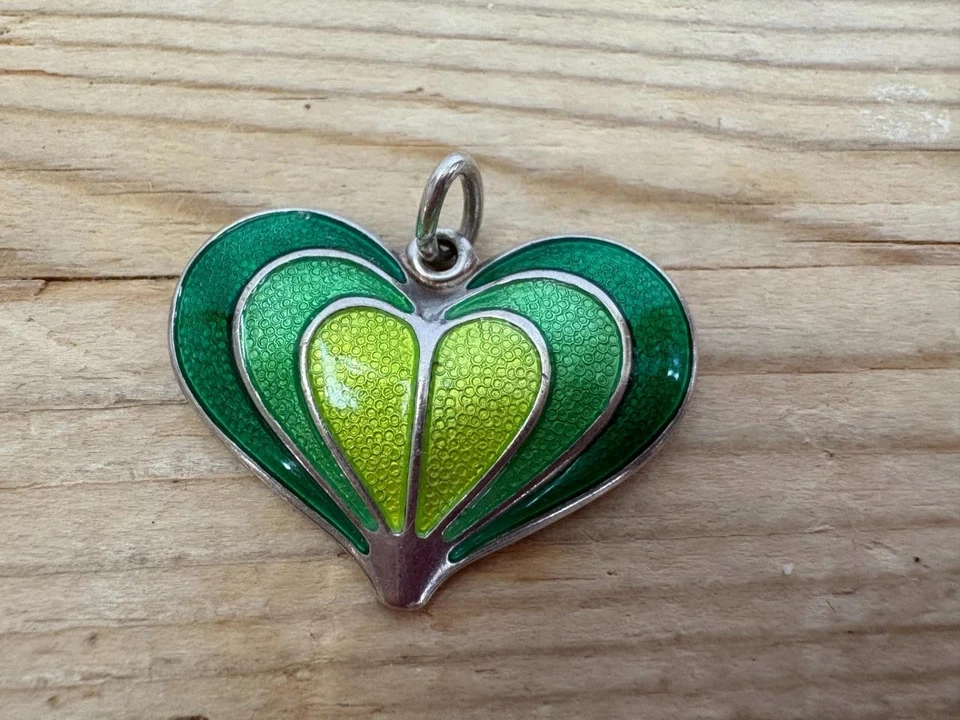 Colgante Corazón Esmaltado David Andersen De Colección Verde Esterlina Firmado Foto 1 de 1
