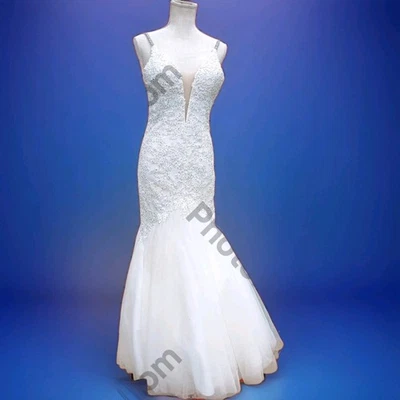 Vestido de novia para mujer brillante blanco adornado estrás sin mangas sirena talla 6 Foto 1 de 4