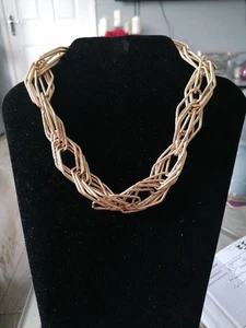 OLIVER BONAS GOLDTONE MULTI INTERLINK TWIST COLLAR DESIGNER MODERNIST NECKLACE - Picture 1 of 7
