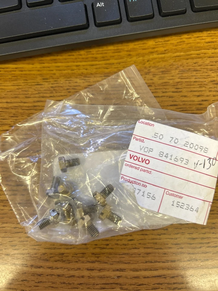 B151 *NUEVO OEM* (LOTE DE 10) Volvo Penta Tornillo 841693 Foto 1 de 1