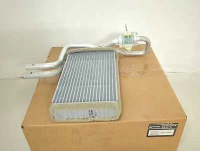 Nuevo núcleo de calefacción de climatización original Mitsubishi 2002-2003 Galant MR958806 MR958600 fabricante de equipos originales Foto 1 de 4