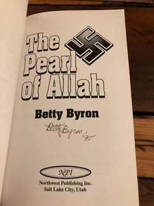 HANDSIGNIERT Die Perle Allahs 1. Auflage Betty Byron - Bild 1 von 4