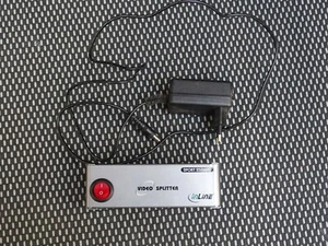Original inLine 2Port 250MHZ Video Splitter 57742   #Z1 - Bild 1 von 4