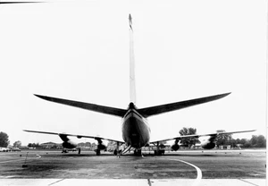 Original-Pressefoto  Il-86 CCCP- 86003  Prototyp Ansicht von hinten - Bild 1 von 1