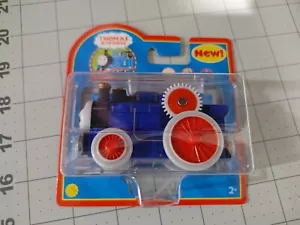 FERGUS - LC99124 NEW Thomas & Friends Wooden RR OLD STOCK - Picture 1 of 4